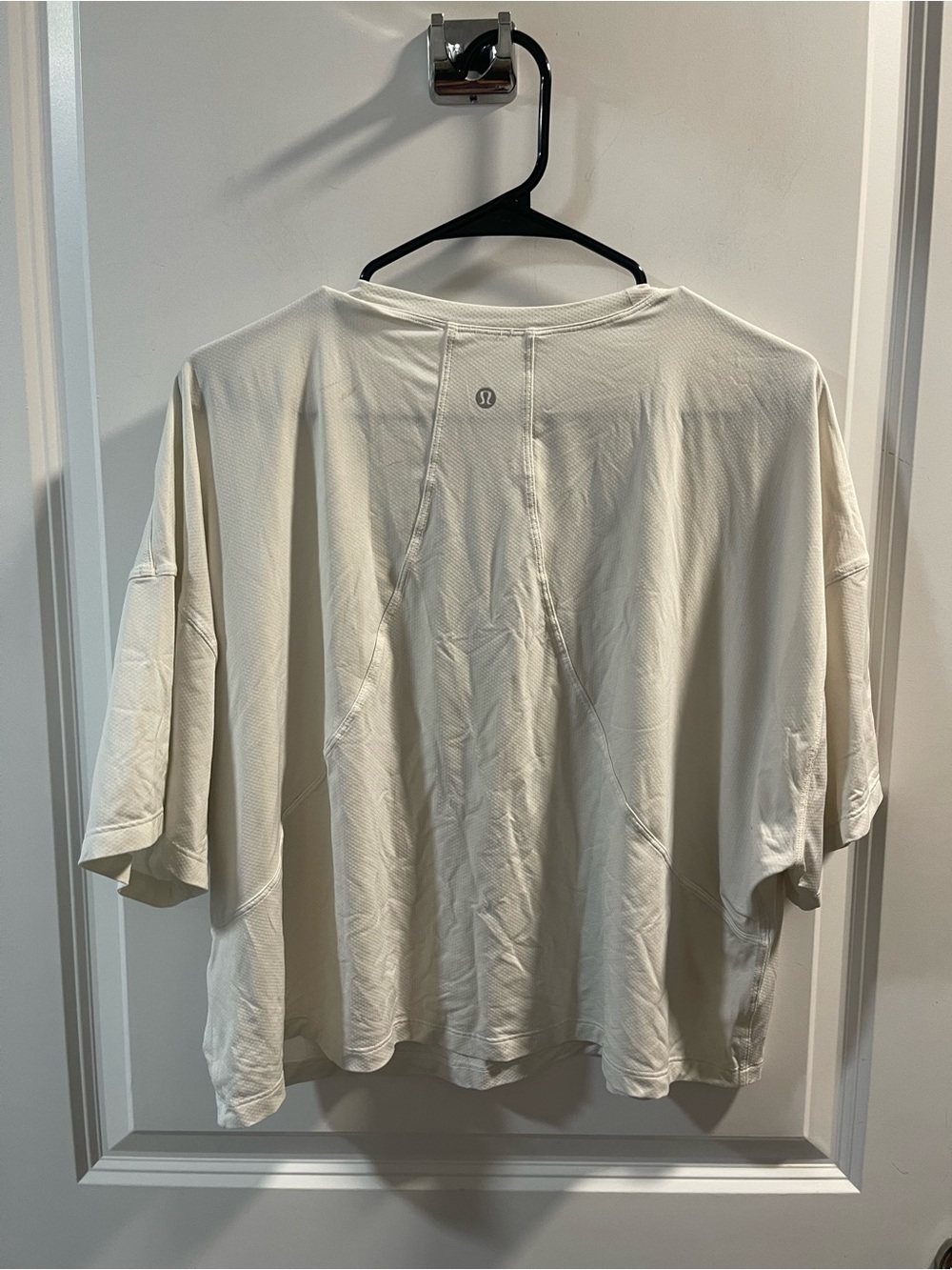 lululemon athletica Oversized Crewneck Tee in Off-White No Size - Picture 3 of 3